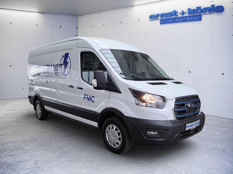 Gebraucht Ford E-Transit Trend 135 kW (184 PS) 2023 Weiß Van