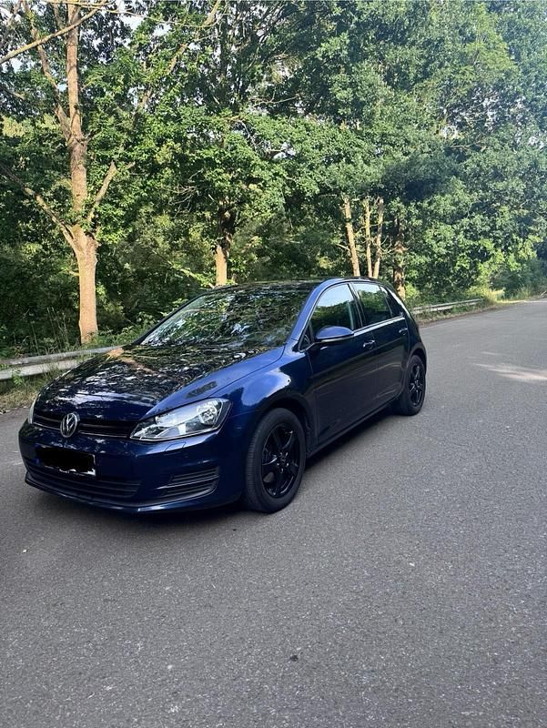 Blau Gebraucht 2013 VW Golf VII Kleinwagen | 7.500 € (Guter Preis) - Bild 1/4