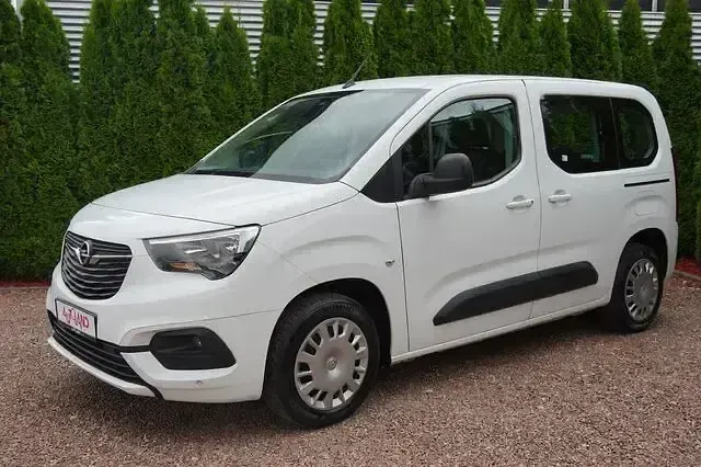 Gebraucht Opel Combo 110 PS (80 kW) 2021 Andere Van / Kleinbus