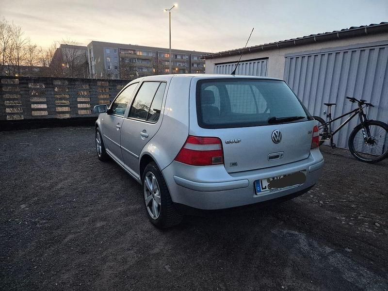 Gebraucht VW Golf IV Pacific 116 PS (85 kW) 2003 Silber Limousine