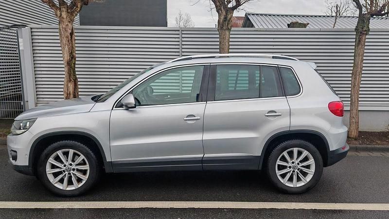 Gebraucht VW Tiguan 150 PS (110 kW) 2016 Silber SUV