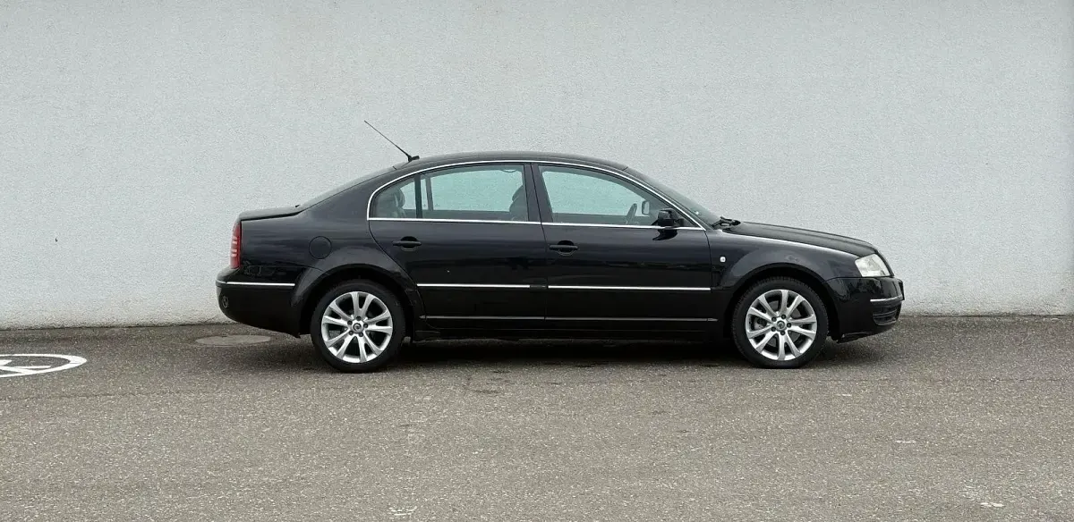 Gebraucht Skoda Superb Elegance 163 PS (119 kW) 2004 Schwarz Limousine
