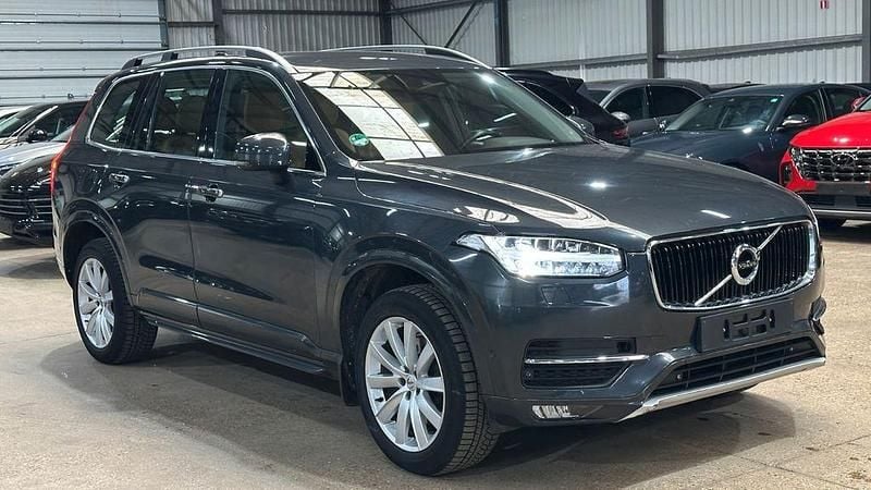 Gebraucht Volvo XC90 Momentum 224 PS (164 kW) 2016 Grau SUV