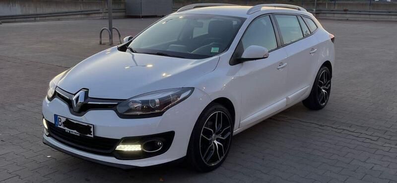 Weiß Gebraucht 2014 Renault Mégane GrandTour Kombi | 4.700 € (Guter Preis) - Bild 1/4