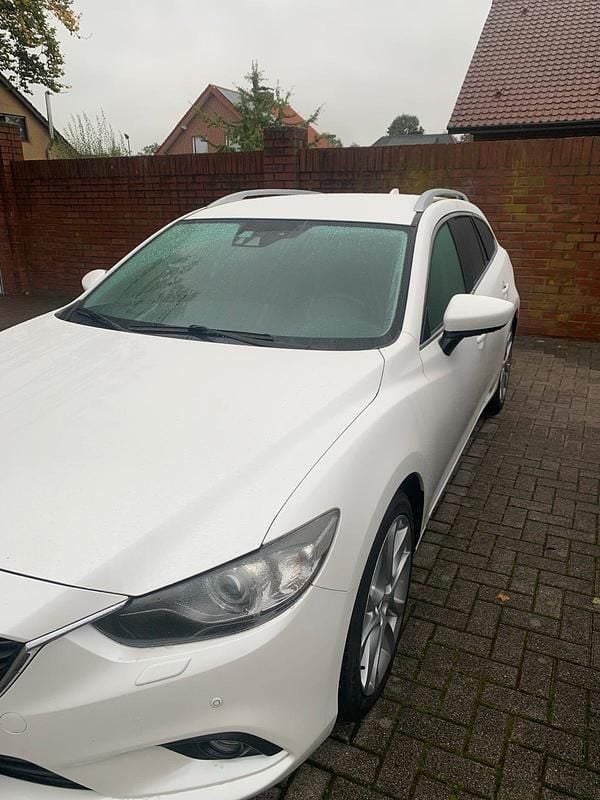 Weiß Gebraucht 2013 Mazda 6 Kombi | 4.950 € (Guter Preis) - Bild 1/4