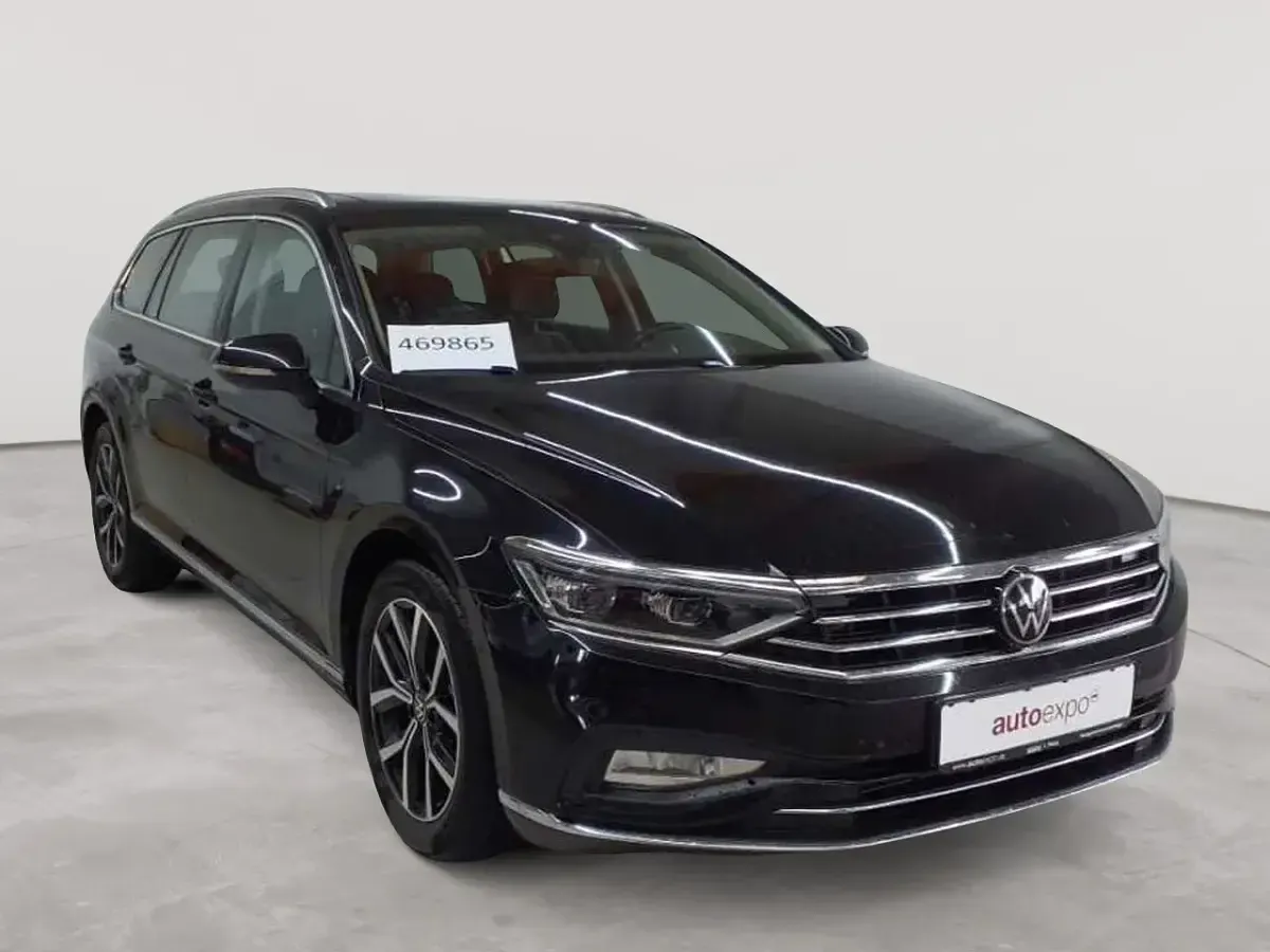 Gebraucht VW Passat Elegance 150 PS (110 kW) 2023 Kombi