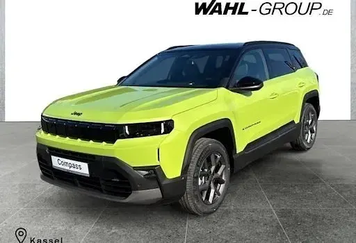 Neu Jeep Compass 145 PS (106 kW) 2026 Grün SUV