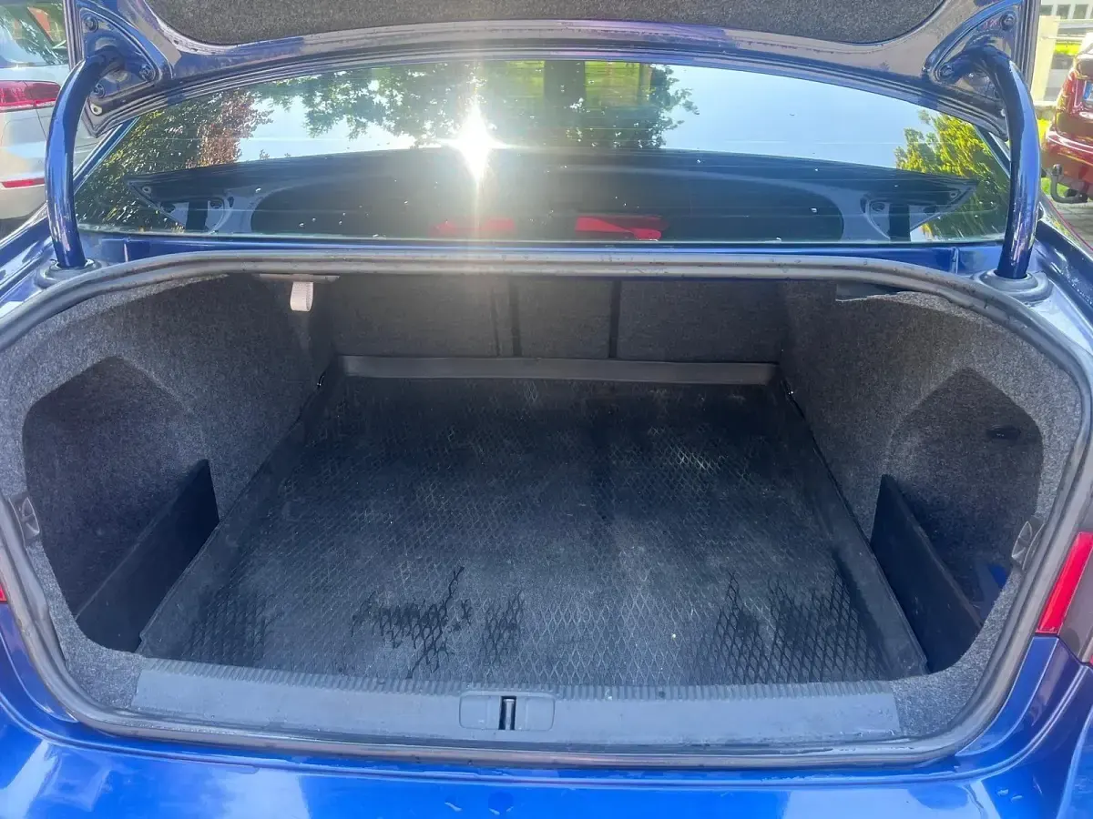 Gebraucht VW Passat Comfortline 105 PS (77 kW) 2007 Blau Limousine