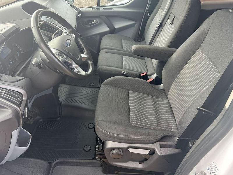 Gebraucht Ford Transit Trend 131 PS (96 kW) 2018 Weiß Kombi