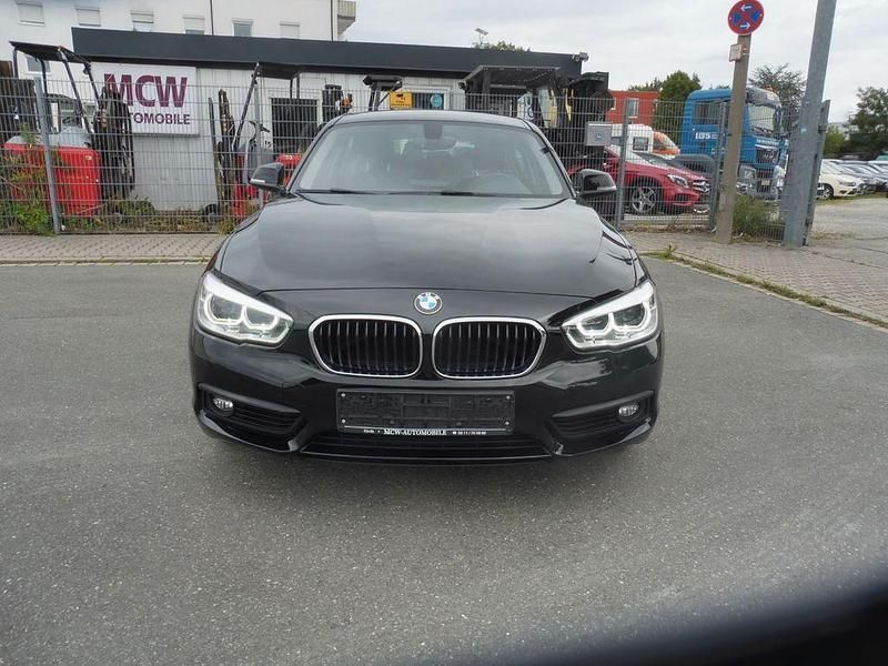 Gebraucht BMW 120 Advantage 184 PS (135 kW) 2018 Schwarz Kleinwagen