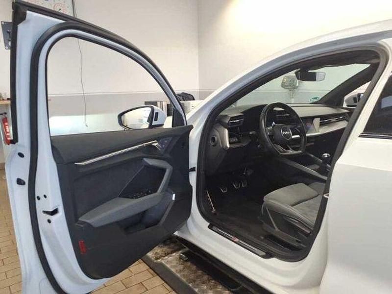 Gebraucht Audi A3 S-Line 150 PS (110 kW) 2023 Weiß Limousine