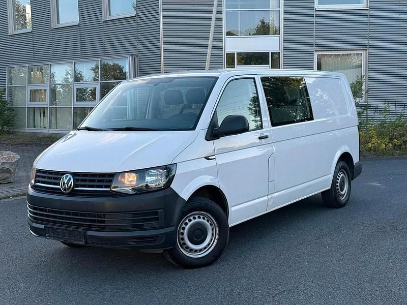 Second-hand VW Transporter 150 CP (110 kW) 2017 Alb Van