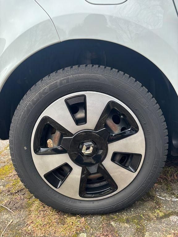 Gebraucht Renault Twingo LIMITED 69 PS (50 kW) 2018 Weiß Kleinwagen