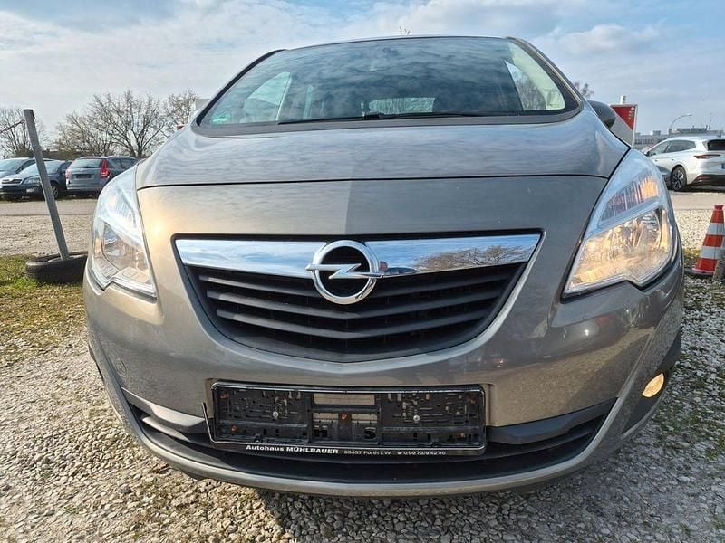Gebraucht Opel Meriva Design Edition 120 PS (88 kW) 2011 Grau Van / Kleinbus