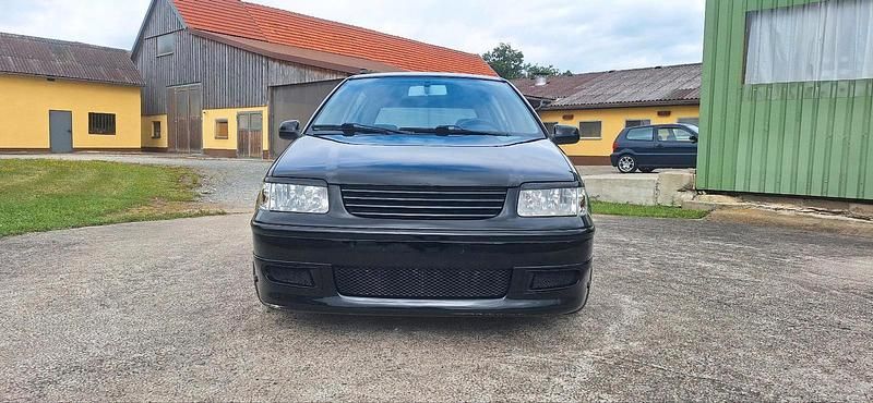 Gebraucht VW Polo 60 PS (44 kW) 2001 Schwarz Kleinwagen