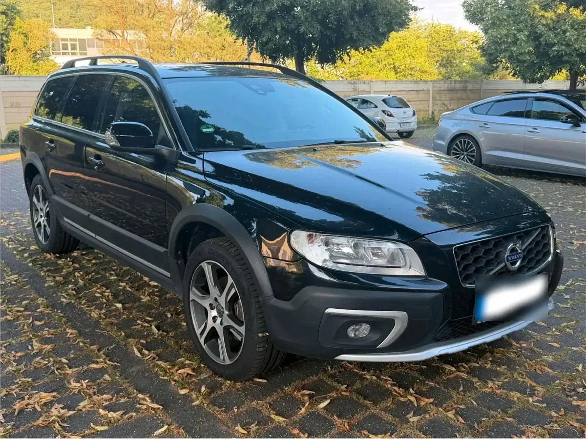 Gebraucht Volvo XC70 181 PS (133 kW) 2014 Schwarz Kombi