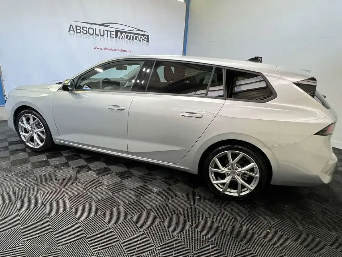 Używany Opel Astra 131 KM (96 kW) 2024 Other Hatchback