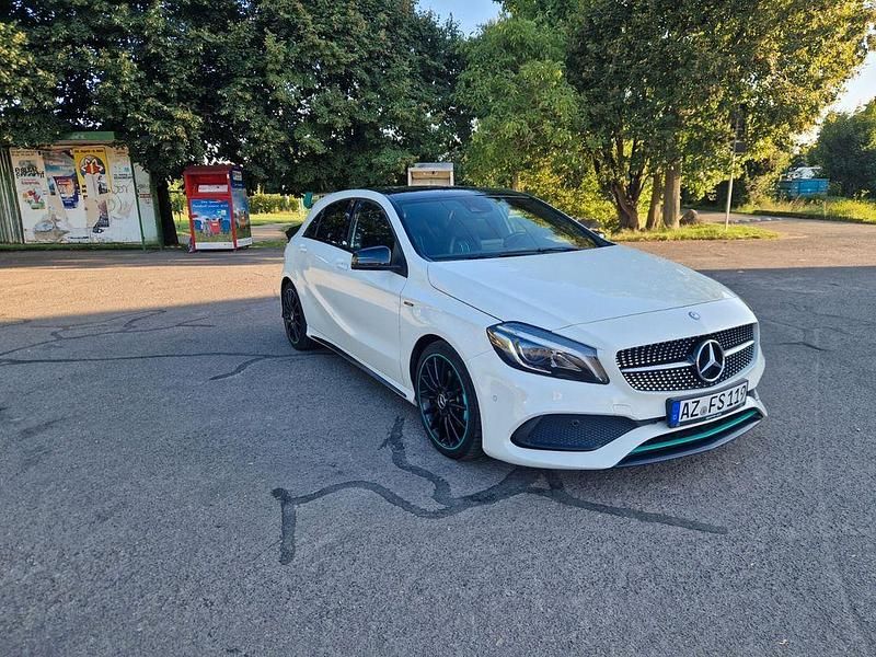 Gebraucht Mercedes A200 Motorsport Edition 156 PS (114 kW) 2016 Weiß Limousine