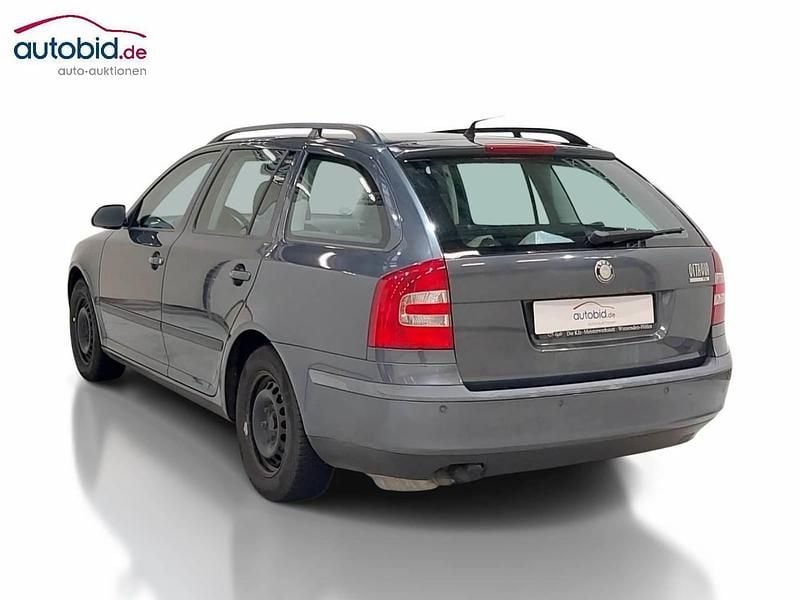 Gebraucht Skoda Octavia Elegance 160 PS (117 kW) 2008 Blau Kombi