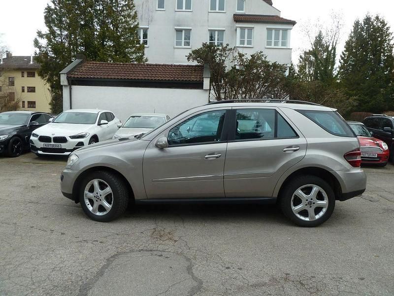 Gebraucht Mercedes ML280 190 PS (139 kW) 2007 Silber SUV