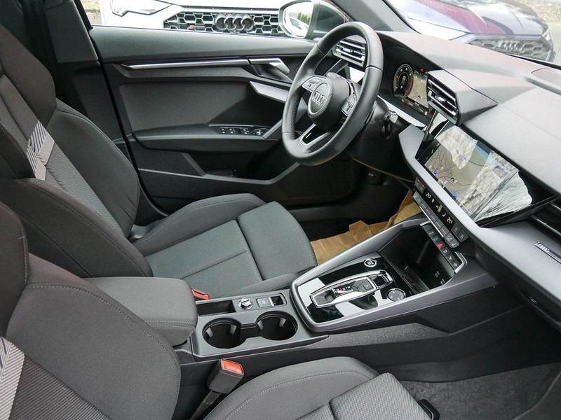 Gebraucht Audi A3 Advanced Plus 150 PS (110 kW) 2025 Manhattangrau metallic Limousine