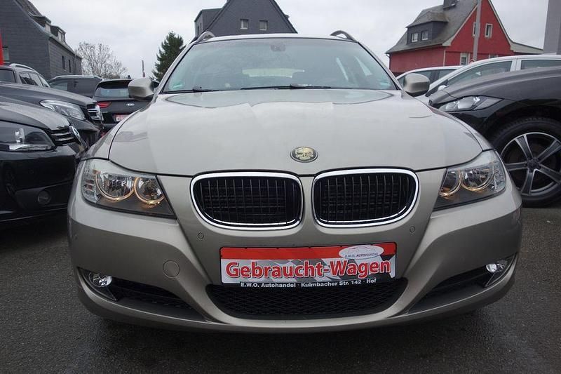 Gebraucht BMW 318 Comfort Edition 143 PS (105 kW) 2008 Braun Kombi