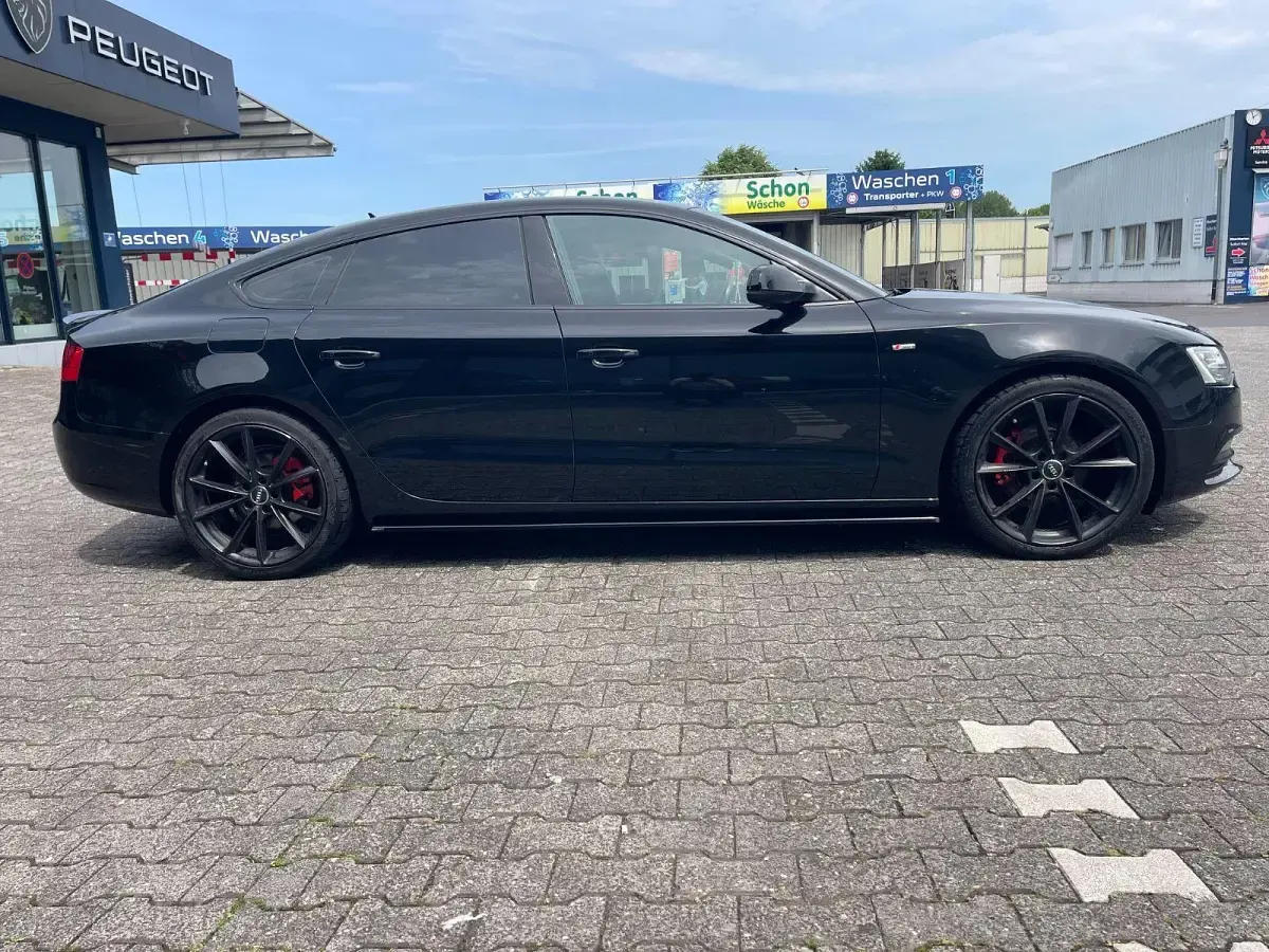 Gebraucht Audi A5 Sportback Design 177 PS (130 kW) 2012 Schwarz Kleinwagen