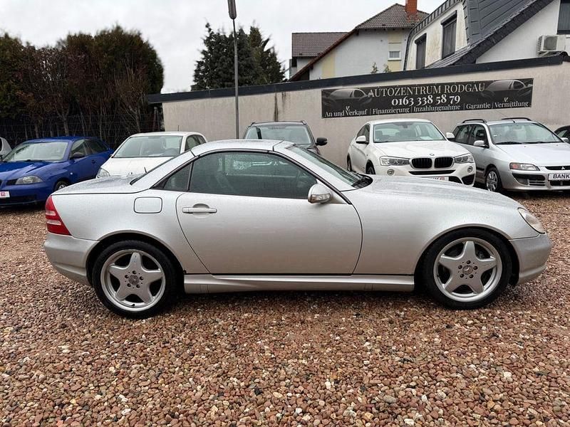 Gebraucht Mercedes SLK230 AMG 197 PS (144 kW) 2000 Silber Cabrio