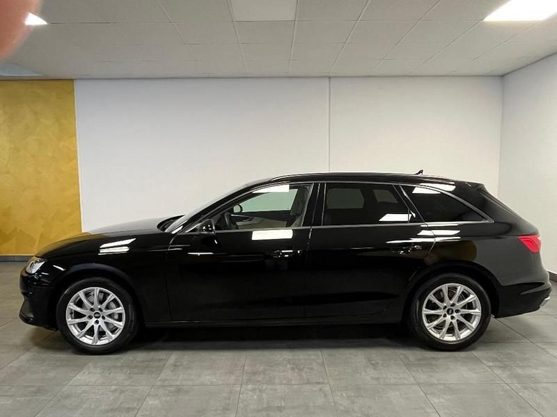 Gebraucht Audi A4 204 PS (150 kW) 2023 Brillantschwarz Kombi