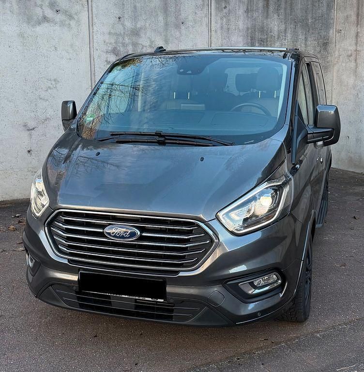 Gebraucht Ford Tourneo Titanium X 185 PS (136 kW) 2021 Schwarz Van / Kleinbus
