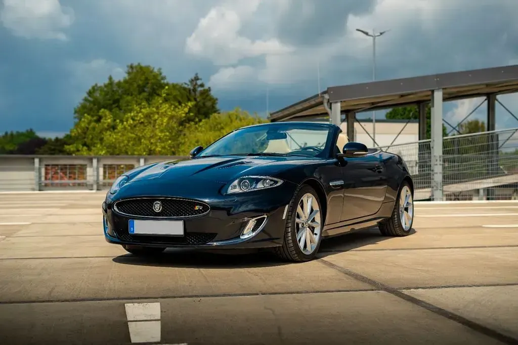 Gebraucht Jaguar XKR 510 PS (375 kW) 2012 Blau Cabrio