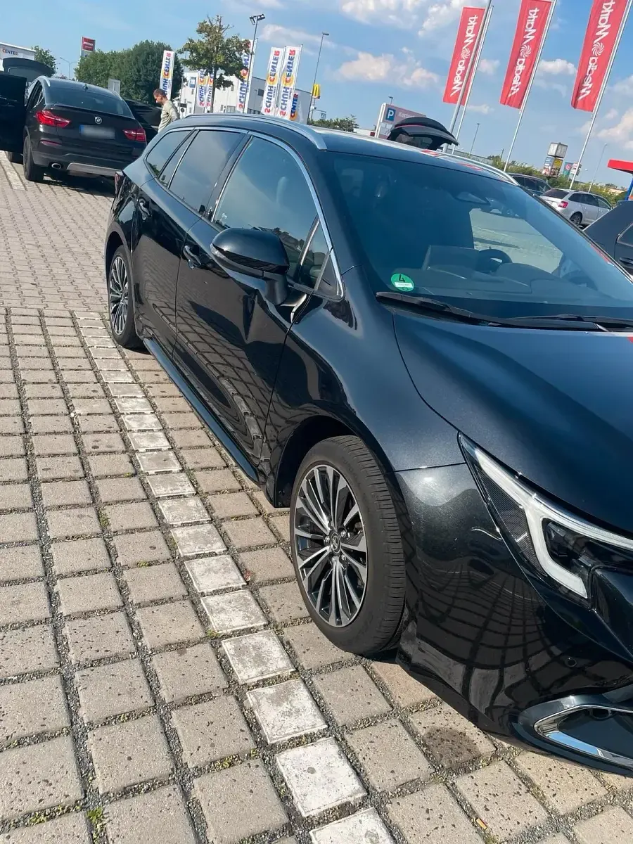 Gebraucht Toyota Corolla 196 PS (144 kW) 2024 Schwarz Kombi