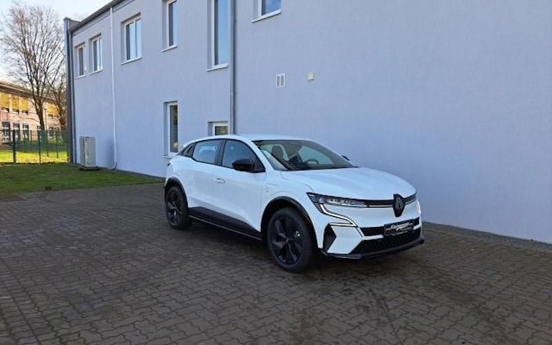 Gebraucht Renault Megane E-Tech Evolution 96 kW (131 PS) 2025 Weiß Limousine
