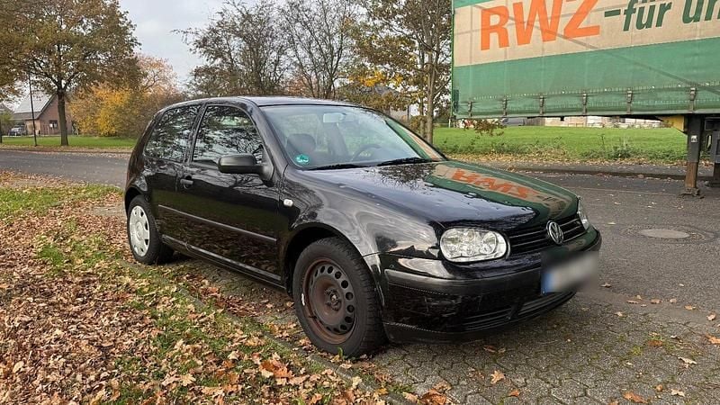 Schwarz Gebraucht 2000 VW Golf Edition Limousine | 999 € (Superpreis) - Bild 1/4