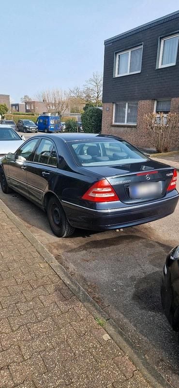 Gebraucht Mercedes C200 163 PS (119 kW) 2000 Schwarz Limousine