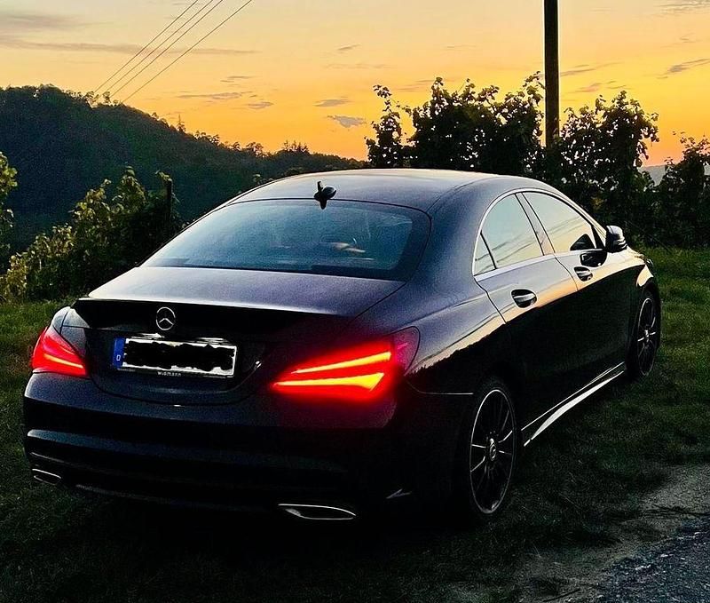 Gebraucht Mercedes CLA220 AMG line 170 PS (125 kW) 2018 Schwarz Limousine