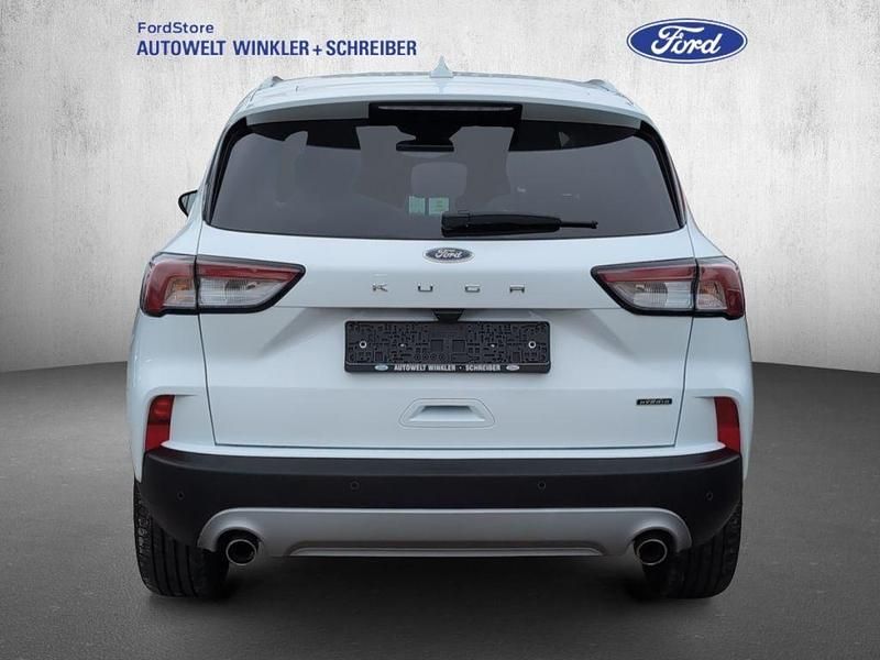 Gebraucht Ford Kuga Titanium 224 PS (164 kW) 2021 Frostweiß SUV