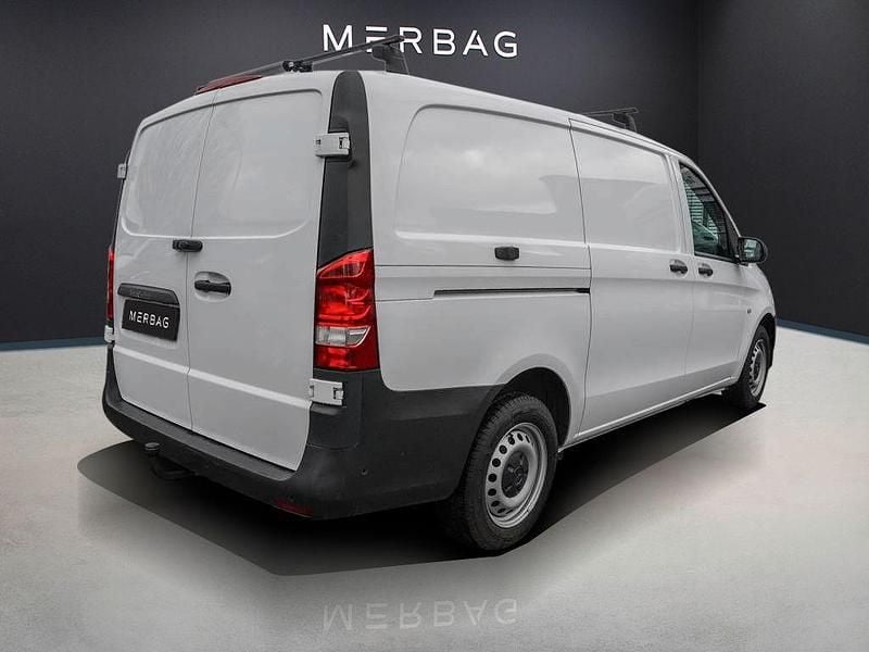 Gebraucht Mercedes Vito 136 PS (100 kW) 2022 Arktikweiß Van