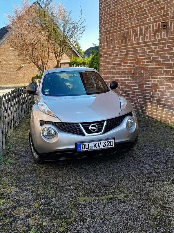Gebraucht Nissan Juke Tekna 110 PS (80 kW) 2013 Silber SUV