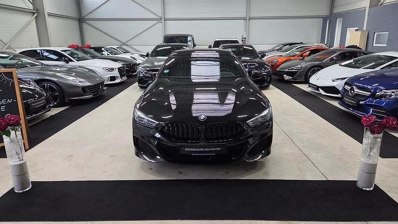 Black sapphire metallic Gebraucht 2021 BMW 840 M Sport Coupé | 56.689 € (Guter Preis) - Bild 1/3