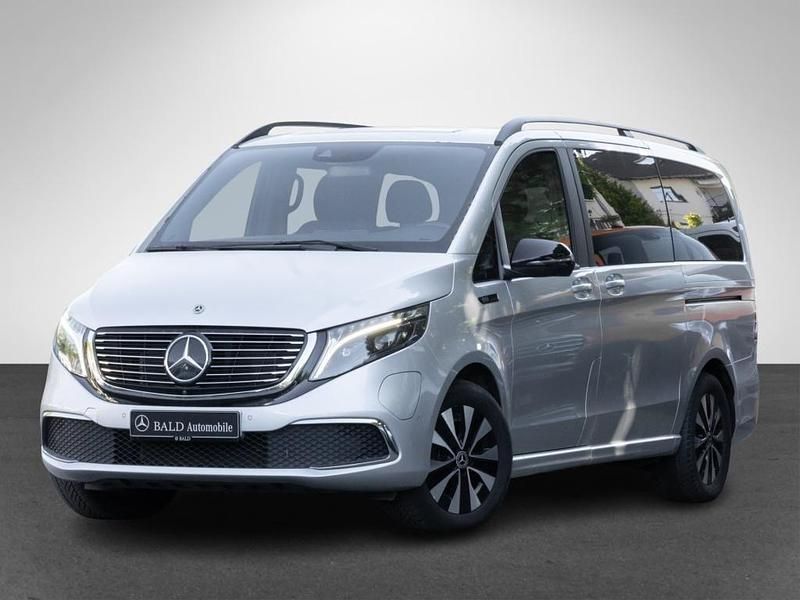 Brillantsilber metallic Gebraucht 2021 Mercedes EQV300 AMG Van / Kleinbus | 42.990 € (Etwas zu teuer) - Bild 1/4