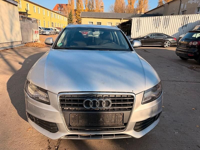 Silber Gebraucht 2008 Audi A4 Kombi | 2.499 € (Guter Preis) - Bild 1/4