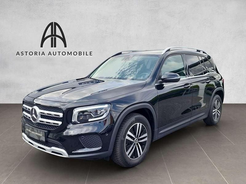 Schwarz Gebraucht 2021 Mercedes GLB220 Style SUV | 33.990 € (Fairer Preis) - Bild 1/4