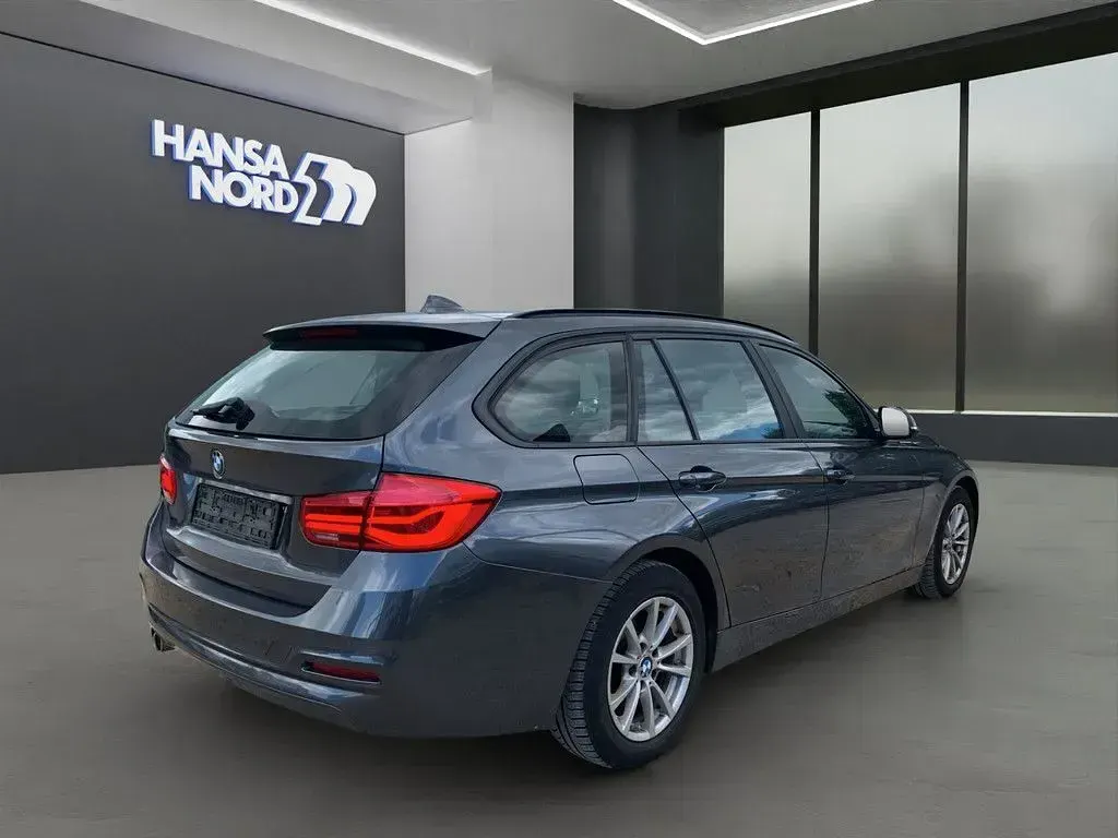 Gebraucht BMW 320 Advantage 190 PS (139 kW) 2018 Grau Limousine