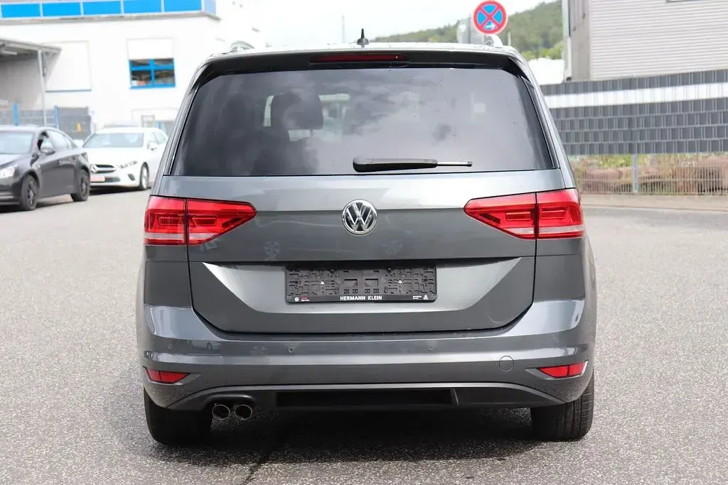 Gebraucht VW Touran Join 150 PS (110 kW) 2019 Grau Van / Kleinbus