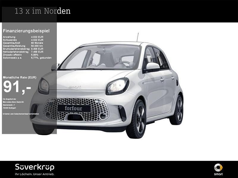Weiß Gebraucht 2021 Smart ForFour Electric Drive Passion Limousine | 11.490 € (Fairer Preis) - Bild 1/3