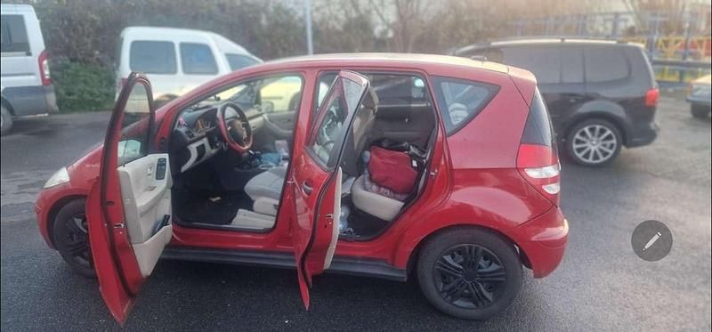 Gebraucht Mercedes A150 95 PS (69 kW) 2005 Rot Kleinwagen