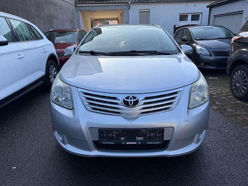 Gebraucht Toyota Avensis Edition 147 PS (108 kW) 2012 Andere Limousine