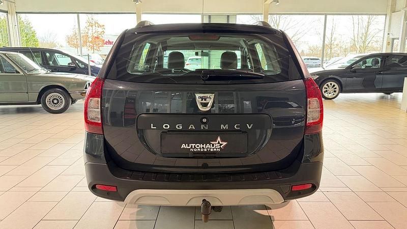 Gebraucht Dacia Logan MCV Celebration 90 PS (66 kW) 2017 Schwarz Kombi