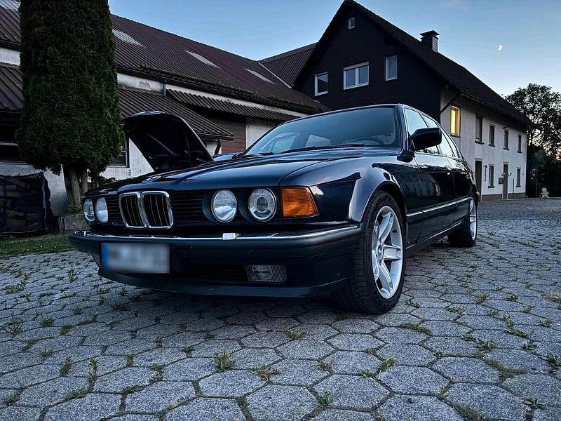 Second-hand BMW 730 188 CP (138 kW) 1993 Albastru Berlinǎ